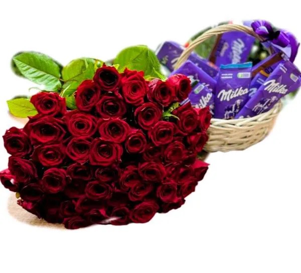 51 красная роза со сладостями 